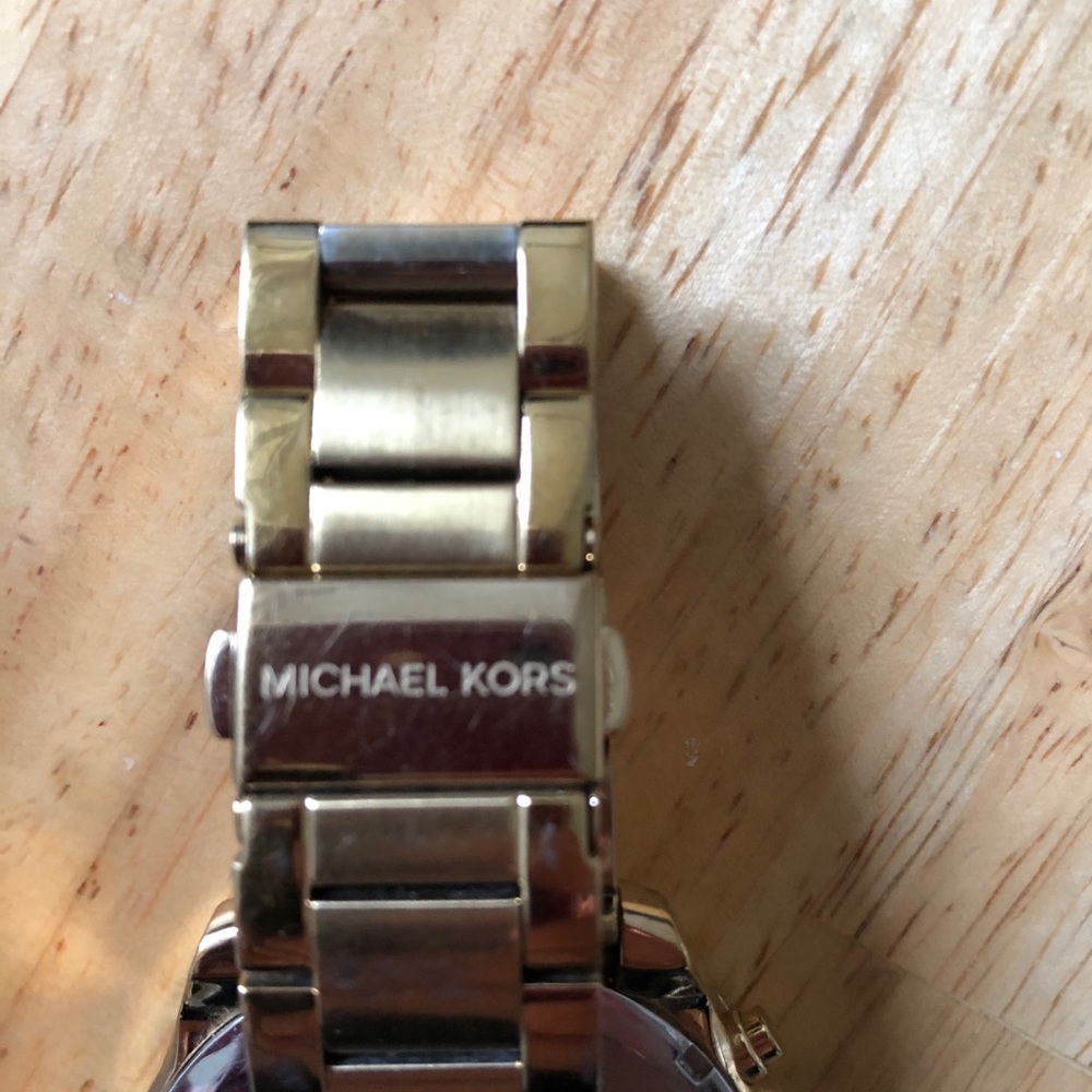 Michael Kors gold watch women’s - Picture 2 of 6